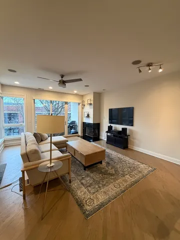 $4,200 | 2251 West Wabansia Avenue, Unit 405, Chicago, IL 60647