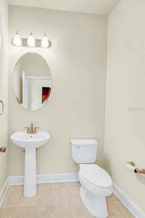 $2,450 | 5816 Village Center Drive, Lithia, FL 33547