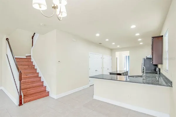 $2,450 | 5816 Village Center Drive, Lithia, FL 33547