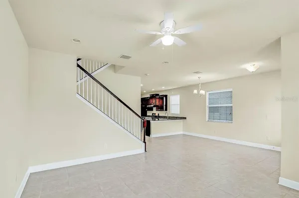 $2,450 | 5816 Village Center Drive, Lithia, FL 33547