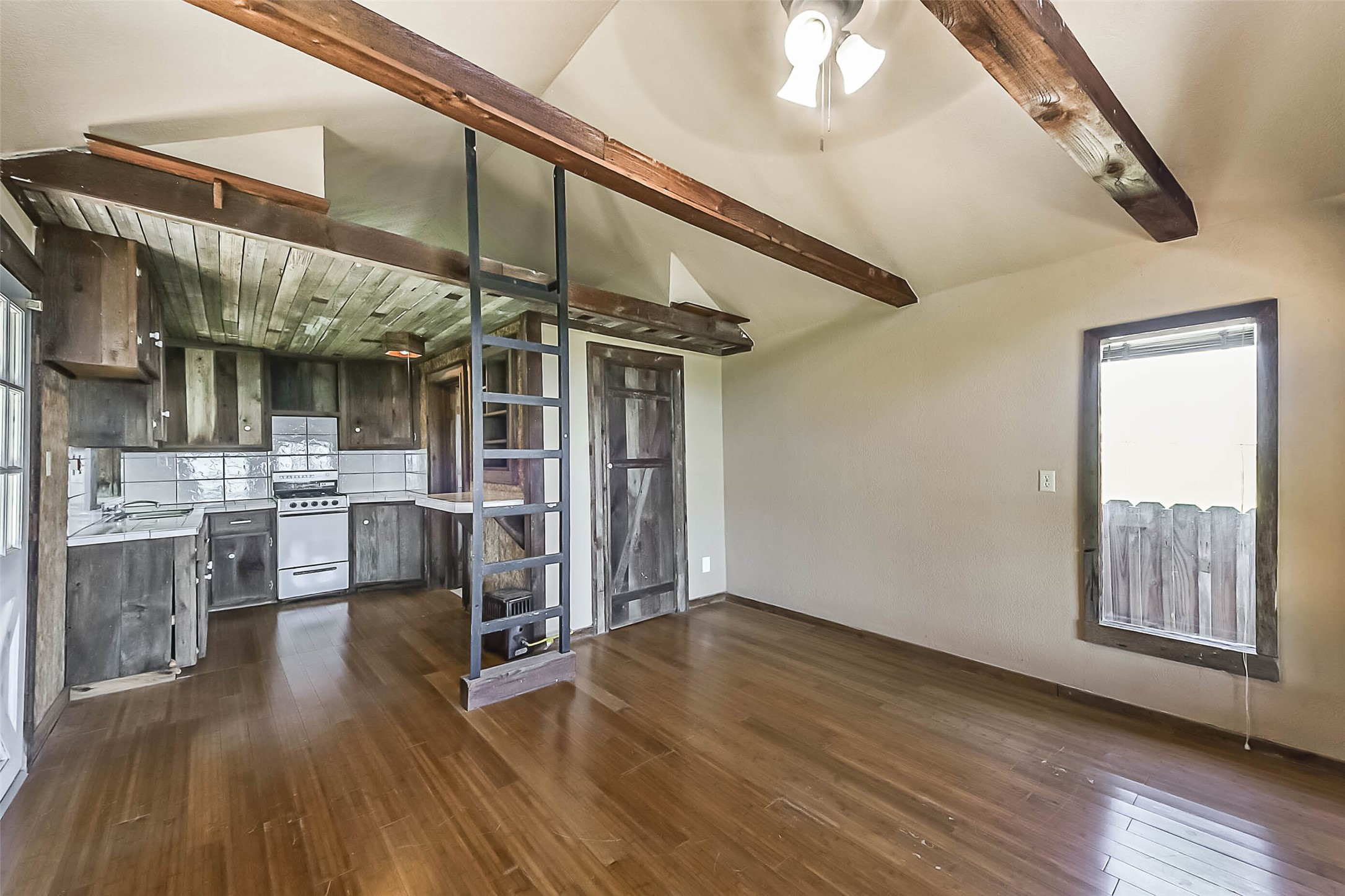 111 Bayridge Road La Porte, TX 77571 - Photo 46 of 50