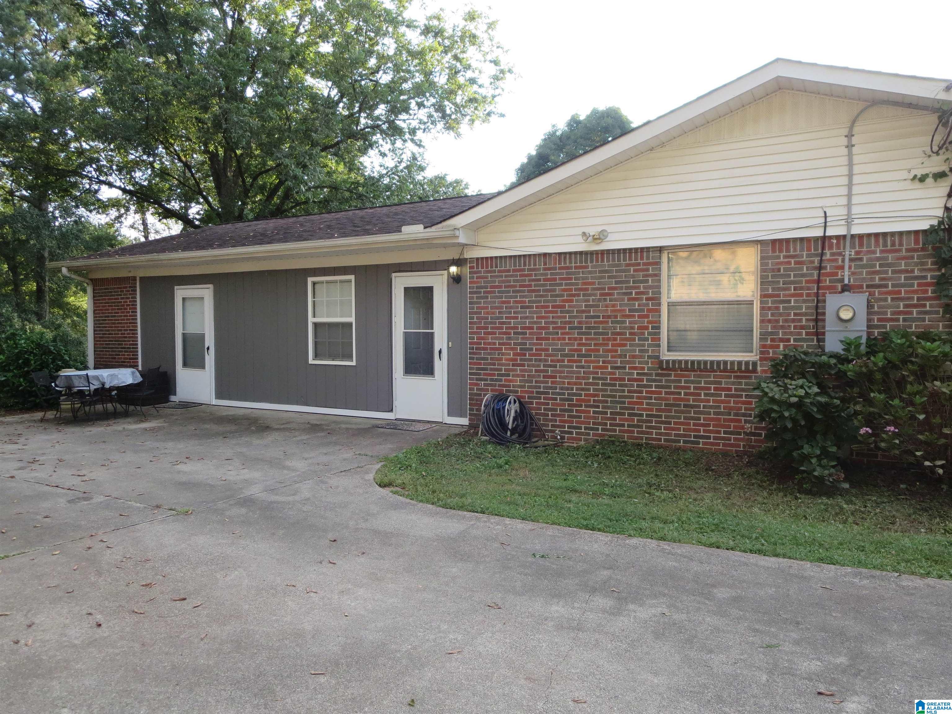 129 Elm Street Gardendale, AL 35071 - Photo 5 of 40