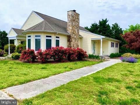 29058 Discount Land Road Laurel, DE 19956 - Photo 2 of 41 Front and side entrance