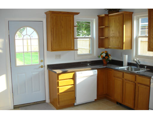 16 Marjorie Road Stoughton, MA 02072 - Photo 6 of 7 Gallery Image 6