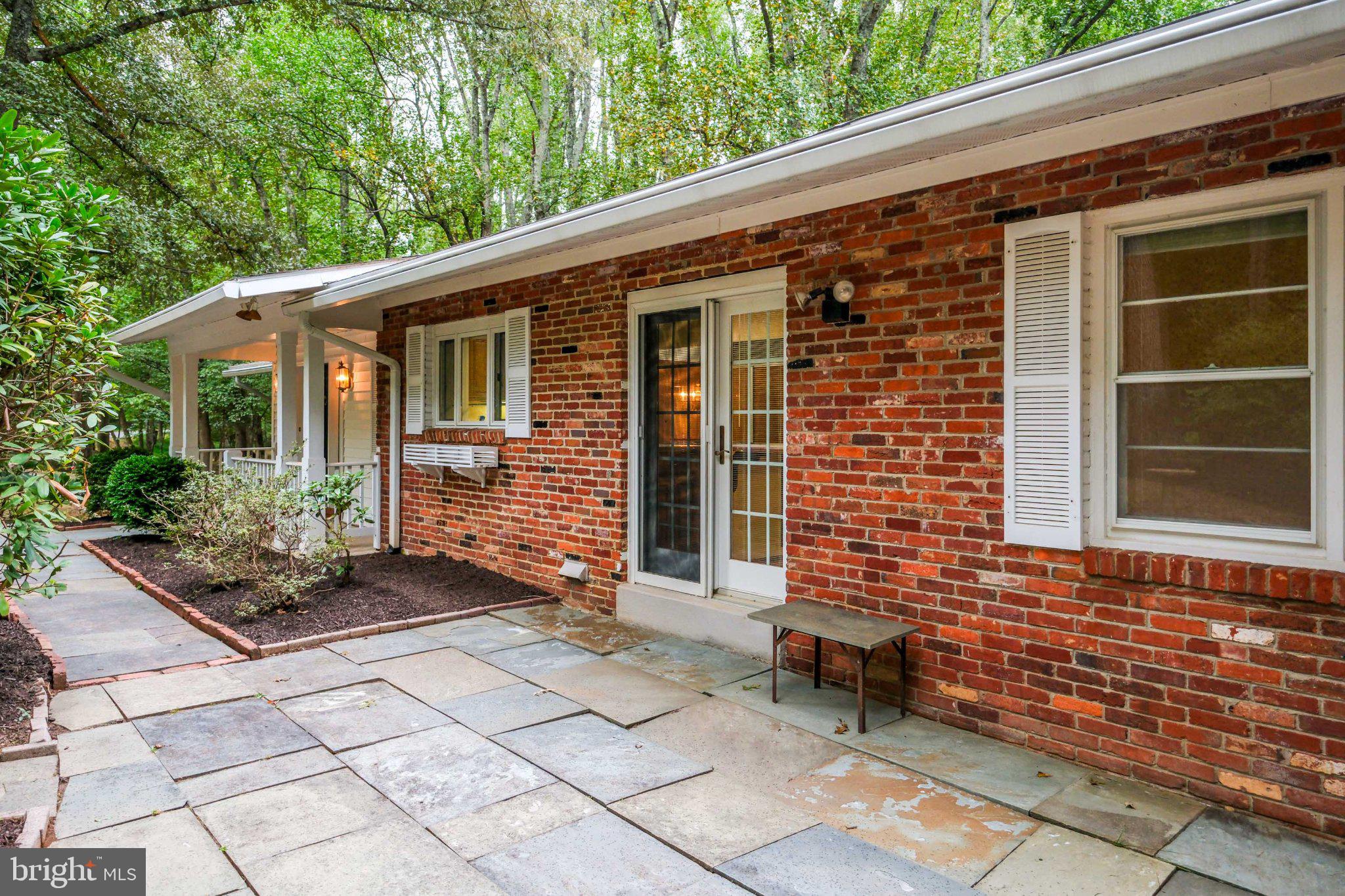 2530 Leeds Road Oakton, VA 22124 - Photo 2 of 63 Kitchen walks out to small patio