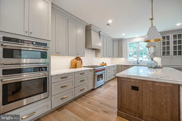 $2,050,000 | 1402 Timber Mill Lane, West Chester, PA 19380