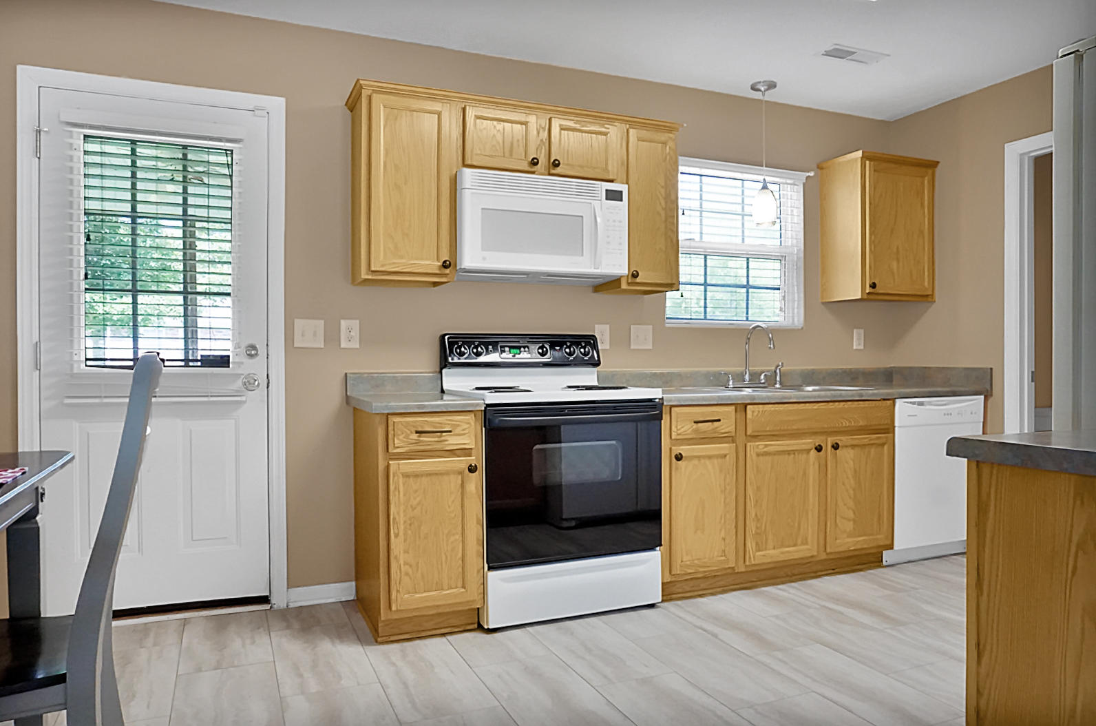 227 Lindy Creek Road Goose Creek, SC 29445 - Photo 10 of 23 DSC05857