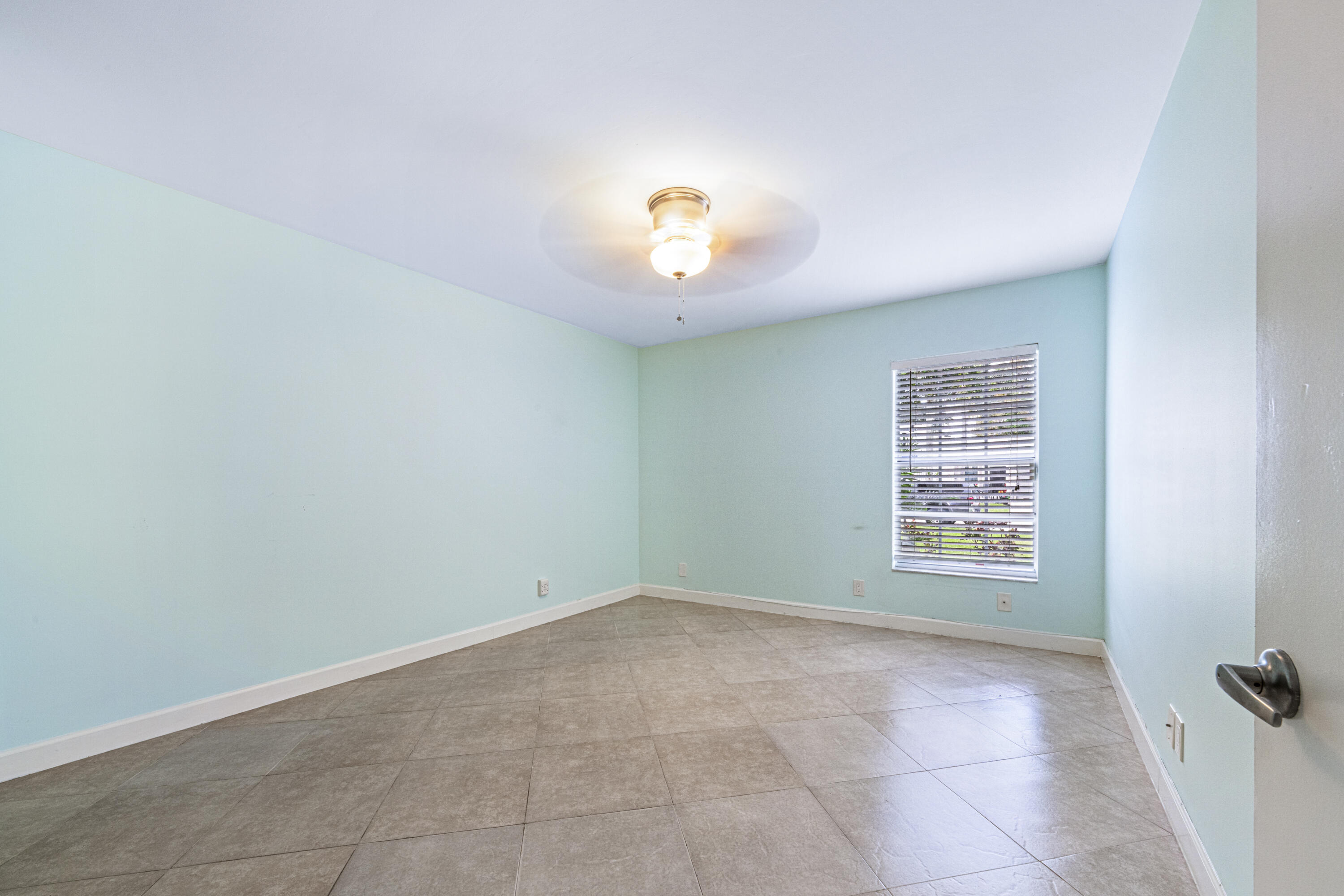 9244 Flynn Circle, Unit 3 Boca Raton, FL 33496 - Photo 20 of 34 Stills-20