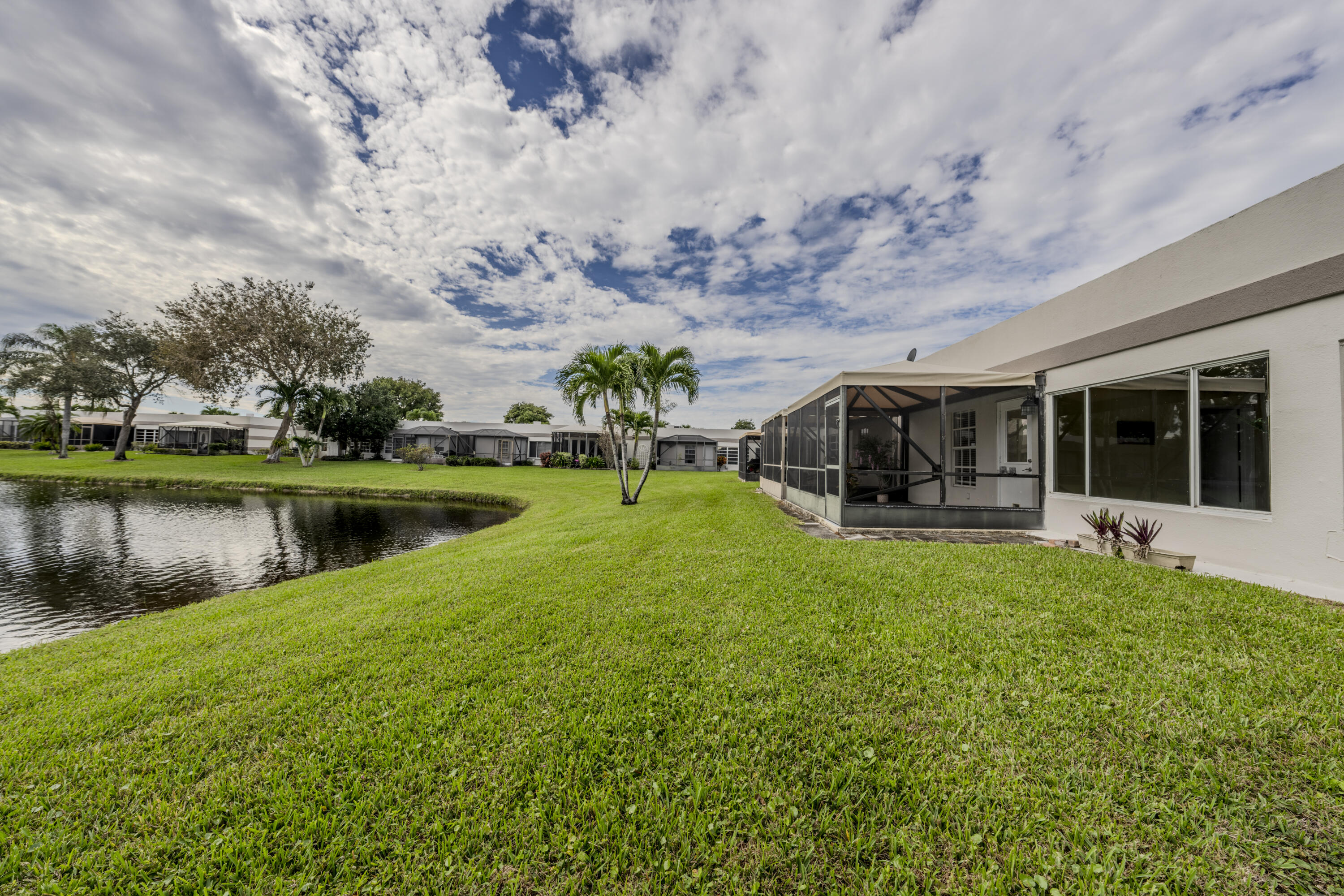 9244 Flynn Circle, Unit 3 Boca Raton, FL 33496 - Photo 5 of 34 Stills-5