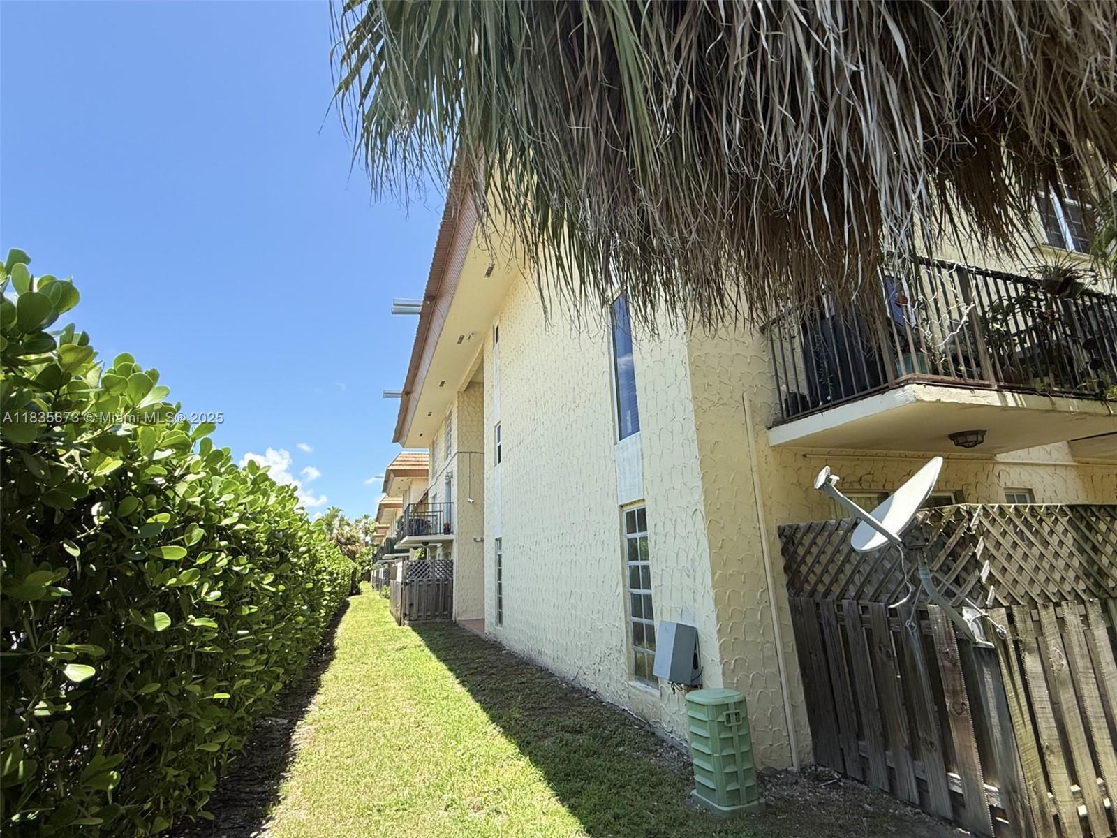 8650 Southwest 109th Avenue, Unit 3112 Miami, FL 33173 - Photo 2 of 38 Building Rear View