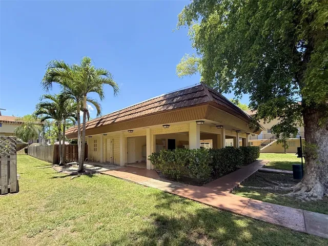 $339,900 | 8650 Southwest 109th Avenue, Unit 3112, Miami, FL 33173