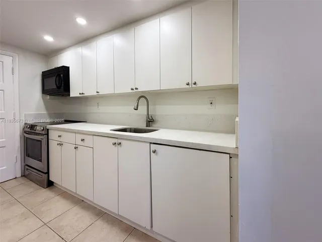 $339,900 | 8650 Southwest 109th Avenue, Unit 3112, Miami, FL 33173