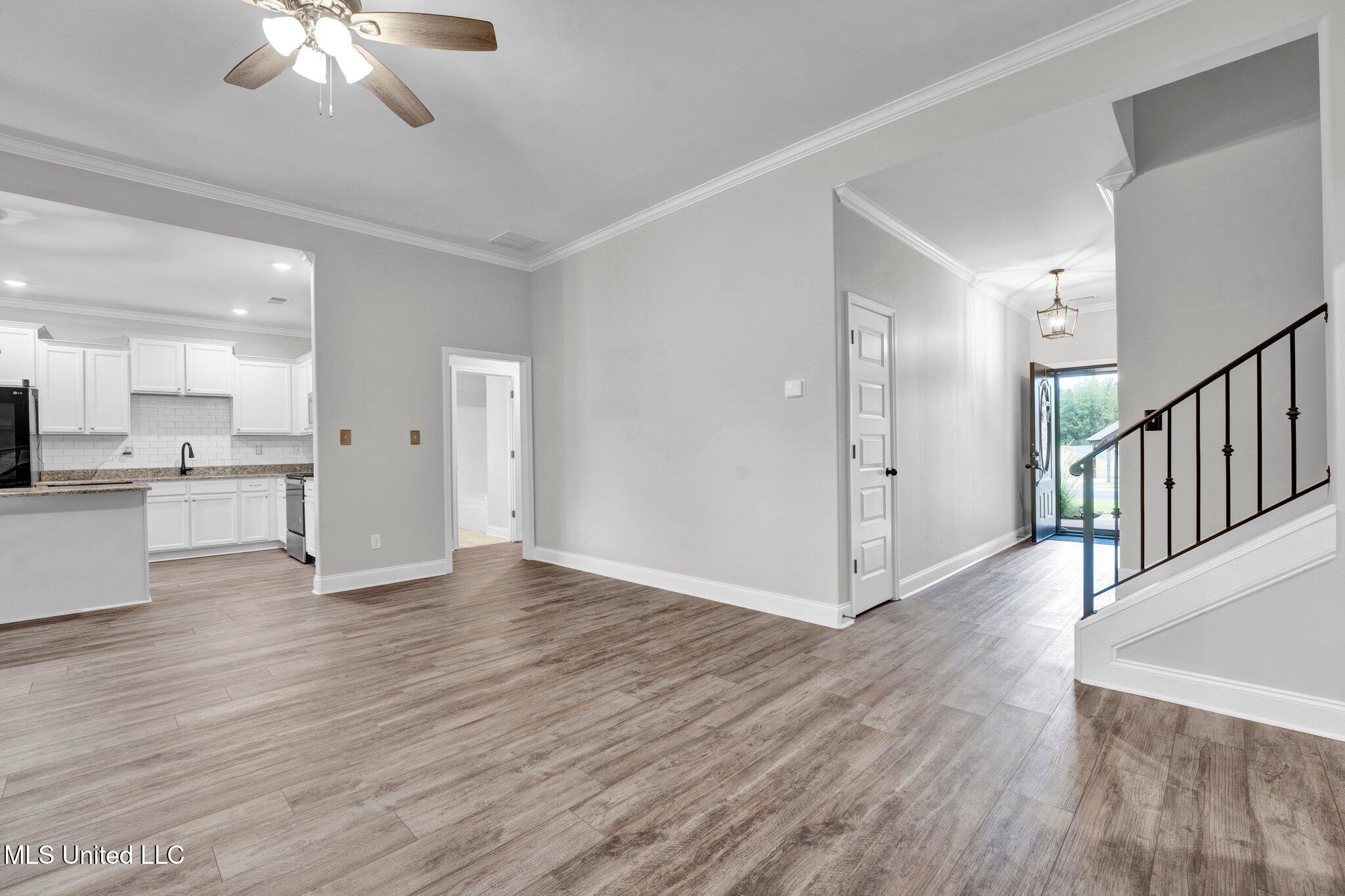 2512 Washington Woods Road Southaven, MS 38672 - Photo 4 of 30 54-web-or-mls-EC205341