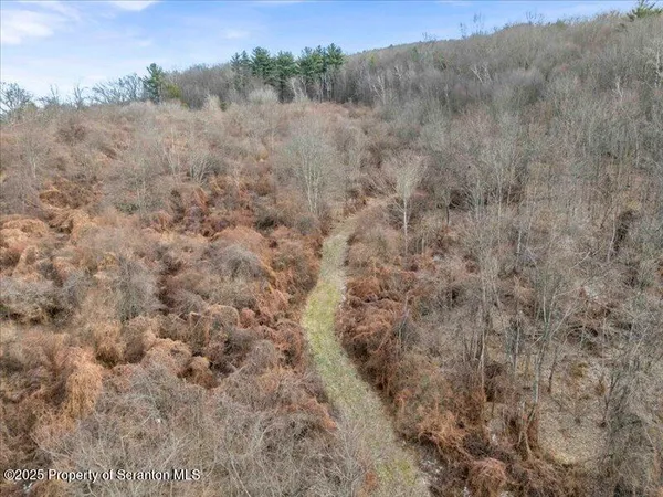 $530,000 | 1338 Whites Ferry Road, Falls, PA 18615