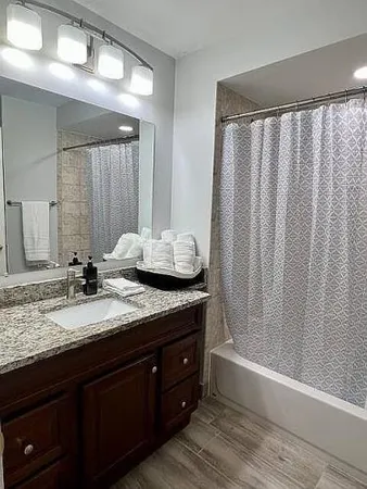 $575,000 | 29217 Autumn Ridge, Farmington Hills, MI 48334
