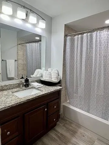 $575,000 | 29217 Autumn Ridge, Farmington Hills, MI 48334