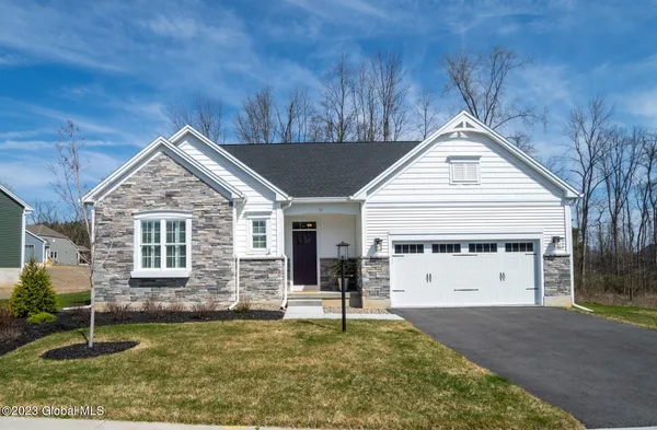 $759,900 | 11 West Avenue, Round Lake, NY 12151
