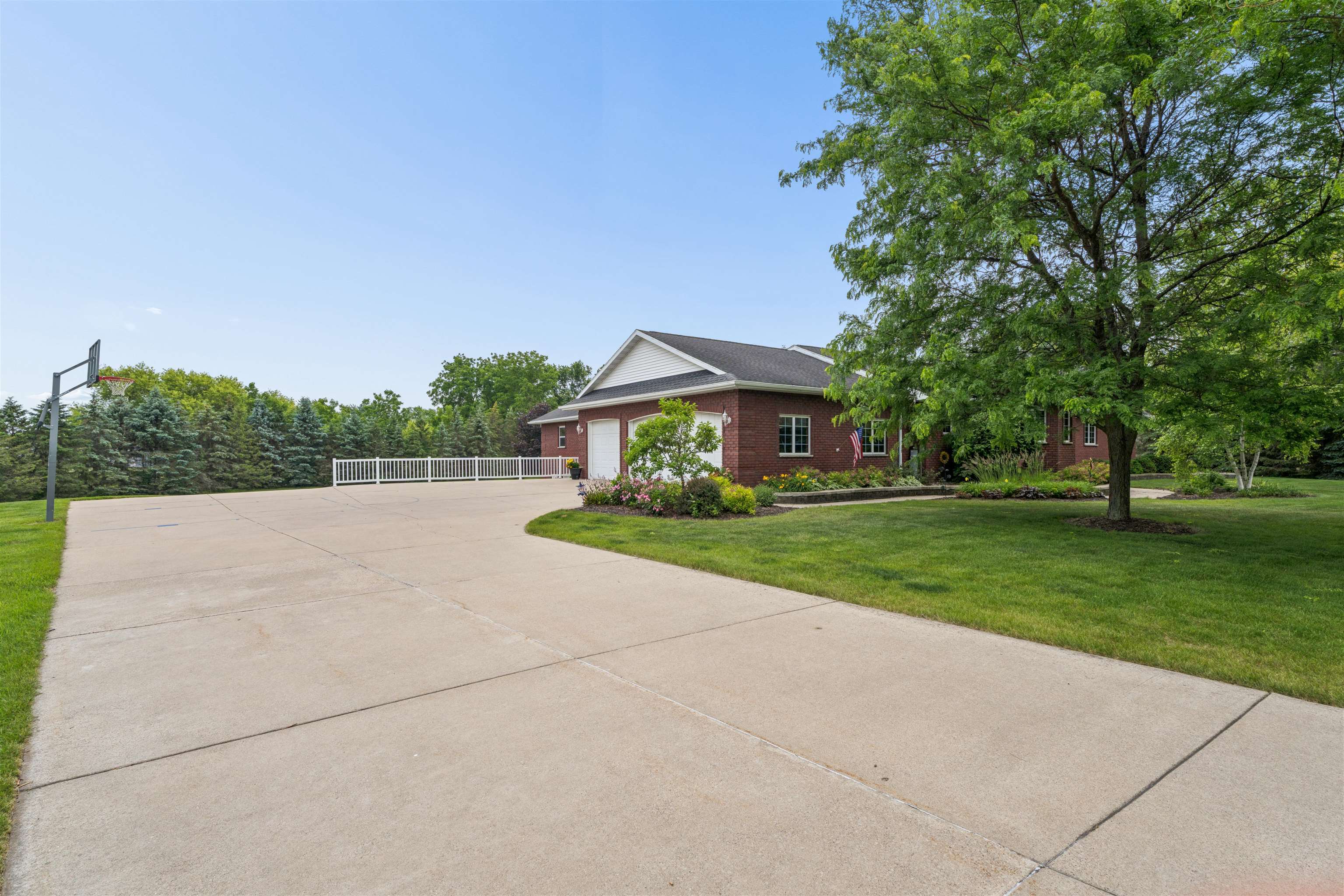 1 West Cedar Street Hilbert, WI 54129 - Photo 41 of 58