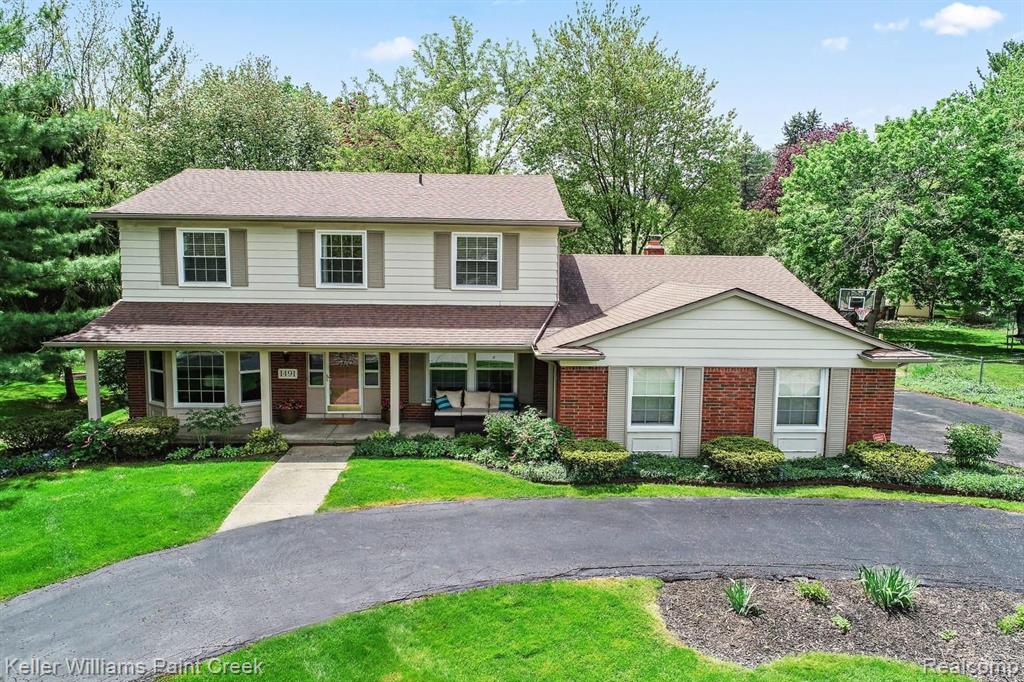 1491 Biggers Drive Rochester Hills, MI 48309 - Photo 3 of 42