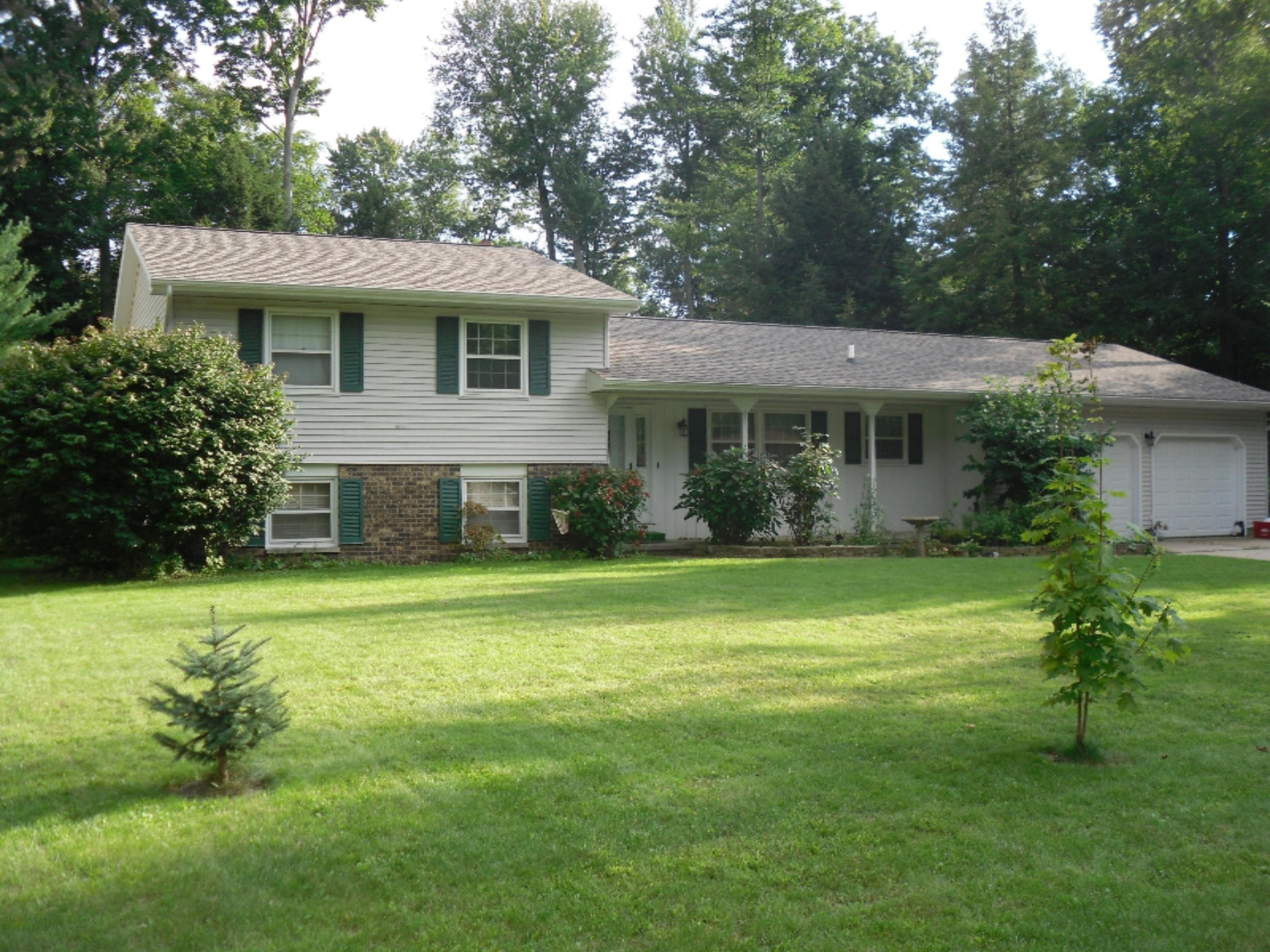 2675 Jane Street Spring Lake, MI 49456 - Photo 3 of 20 004 (5)