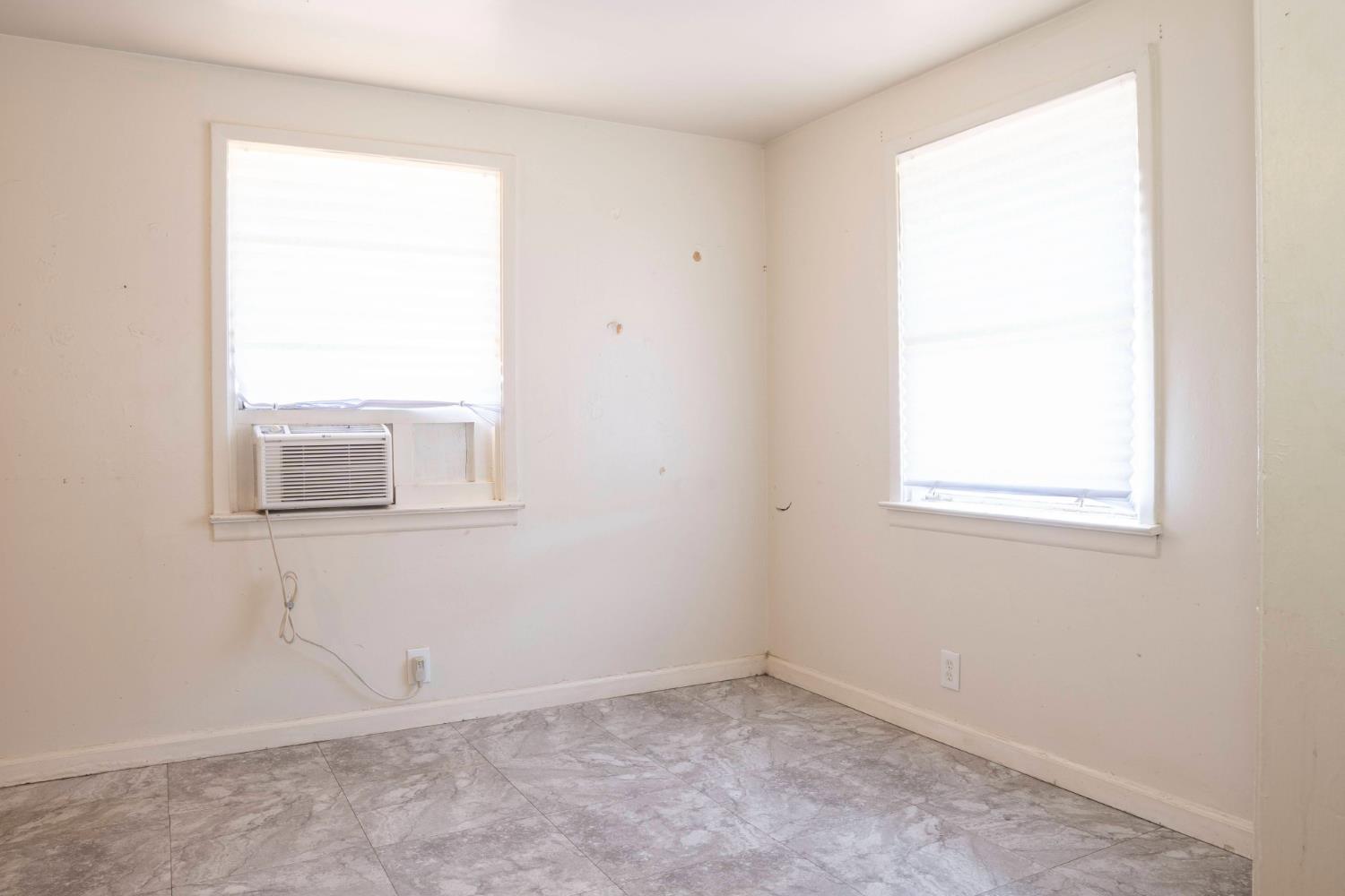 5028 East Balch Avenue Fresno, CA 93727 - Photo 13 of 38
