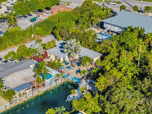 $1,275,000 | 280 100th Street Ocean, Marathon, FL 33050