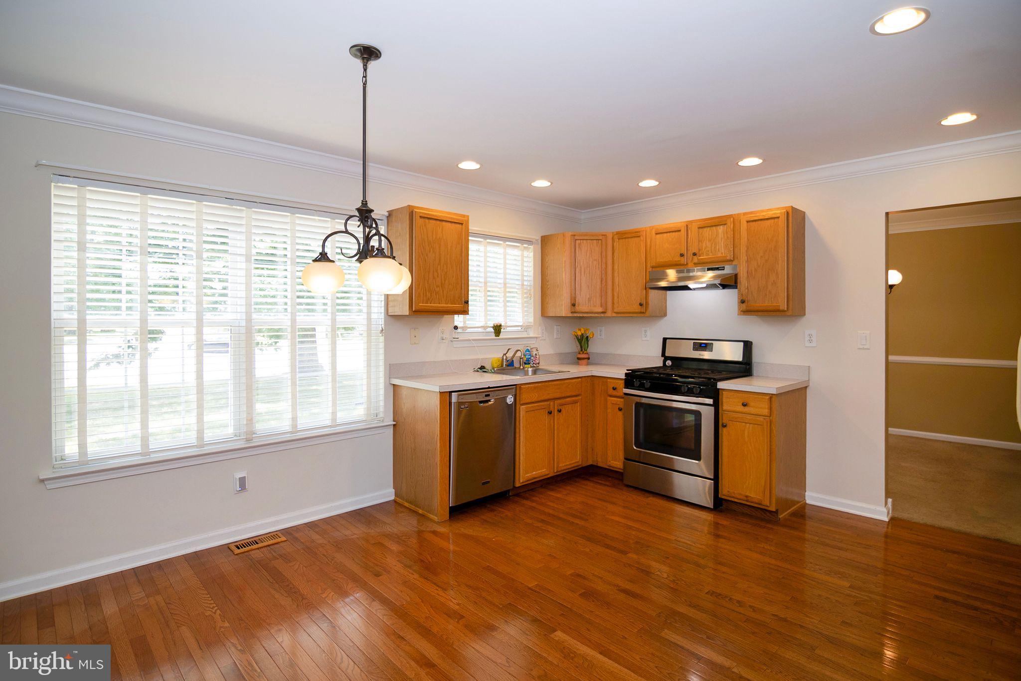 34 Chestertown Road Sicklerville, NJ 08081 - Photo 11 of 52 Kitchen: HW Floors, Recessed Ltg