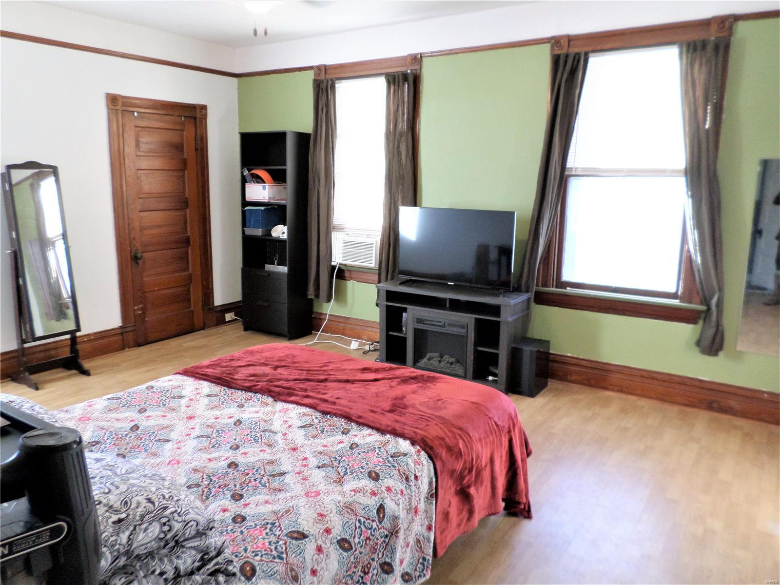 2940 Ridgeway Avenue St. Louis, MO 63114 - Photo 15 of 31 Gallery Image 15