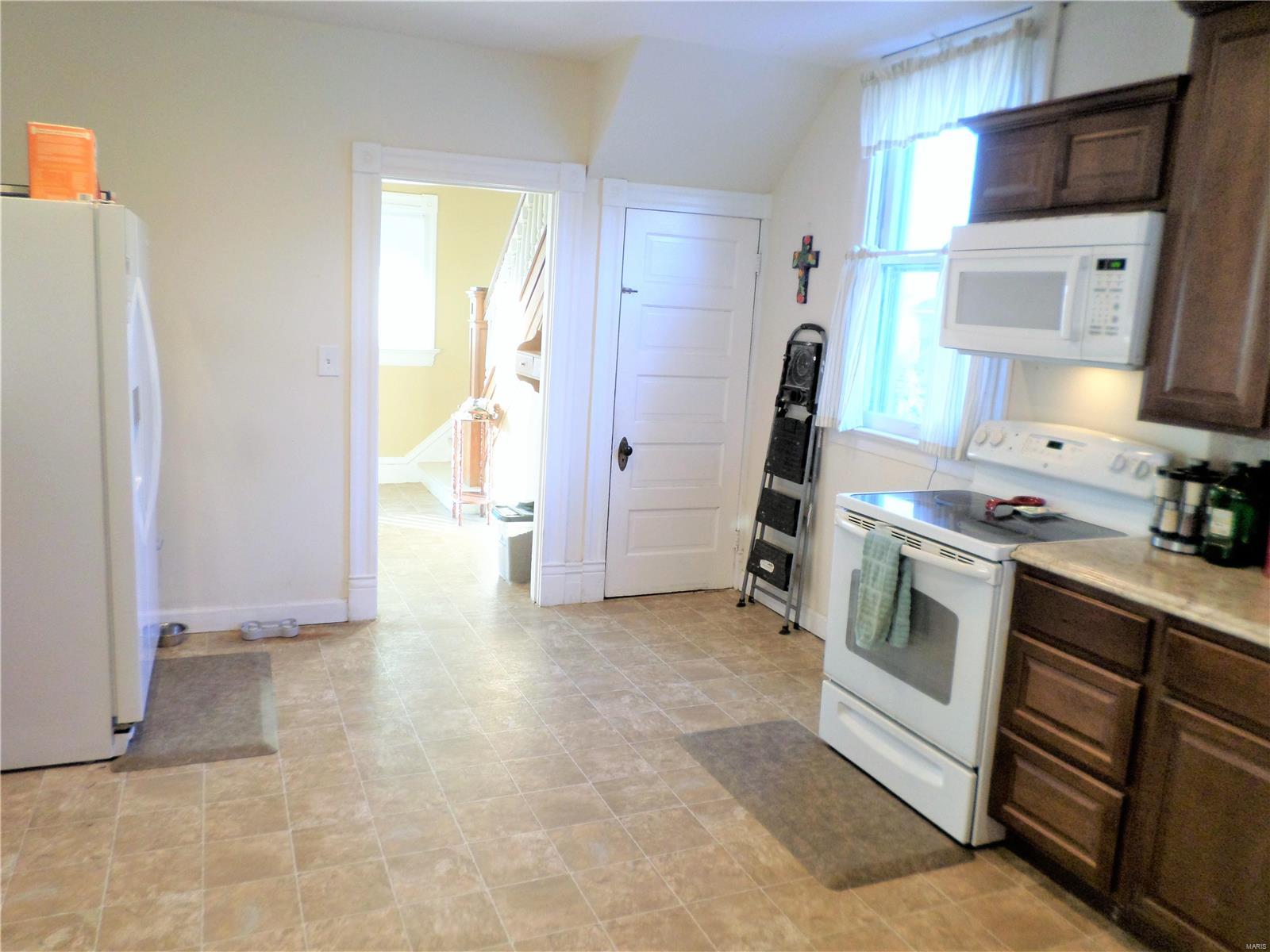 2940 Ridgeway Avenue St. Louis, MO 63114 - Photo 7 of 31 Gallery Image 7
