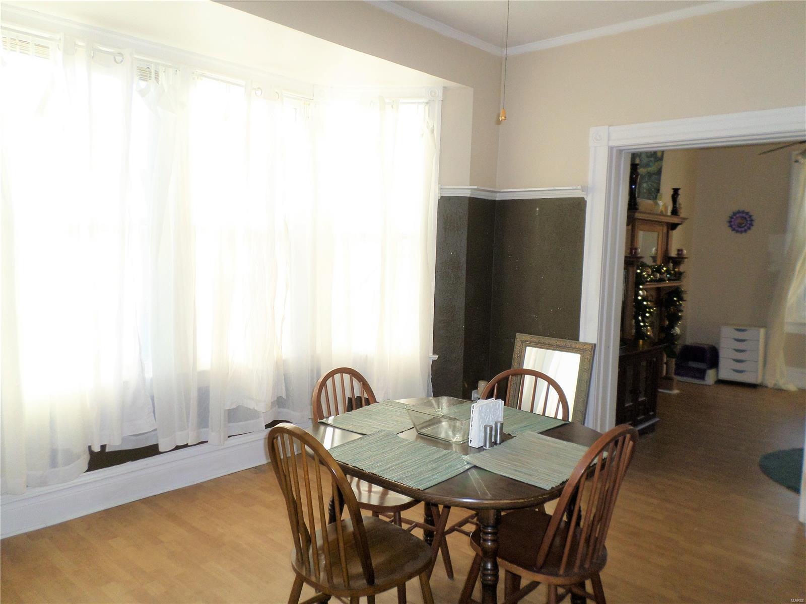 2940 Ridgeway Avenue St. Louis, MO 63114 - Photo 10 of 31 Gallery Image 10