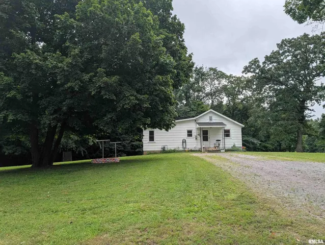 $74,900 | 532 Highway 146, Elizabethtown, IL 62931