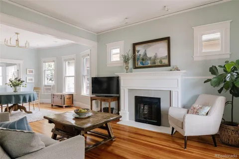 $795,000 | 210 South Emerson Street, Denver, CO 80209