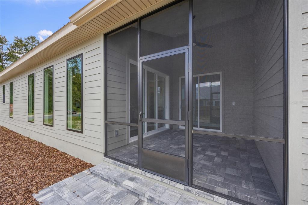 13425 Southwest 9th Road Newberry, FL 32669 - Photo 31 of 37 a view of a house with a porch