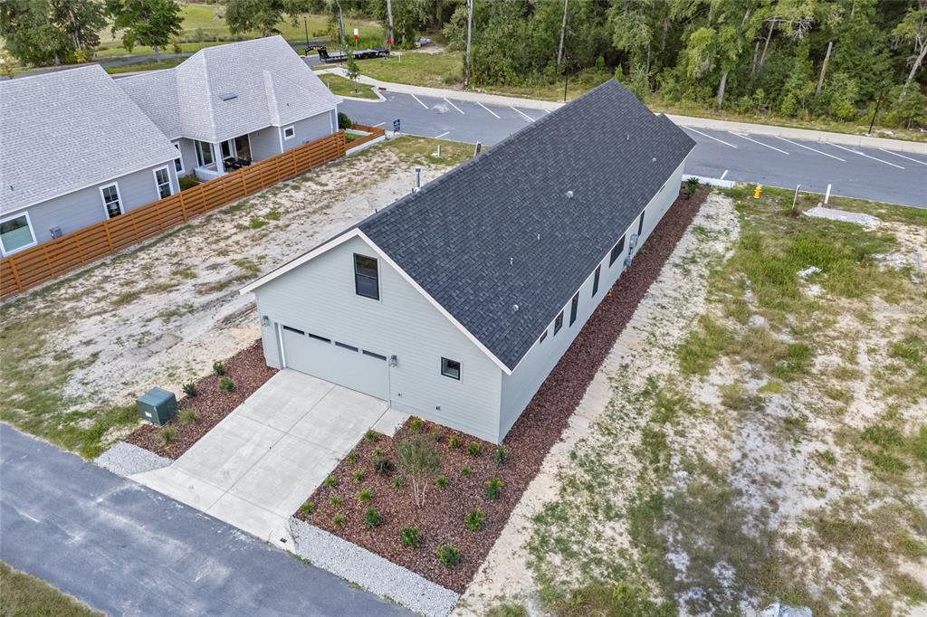13425 Southwest 9th Road Newberry, FL 32669 - Photo 35 of 37 a view of a house with pool