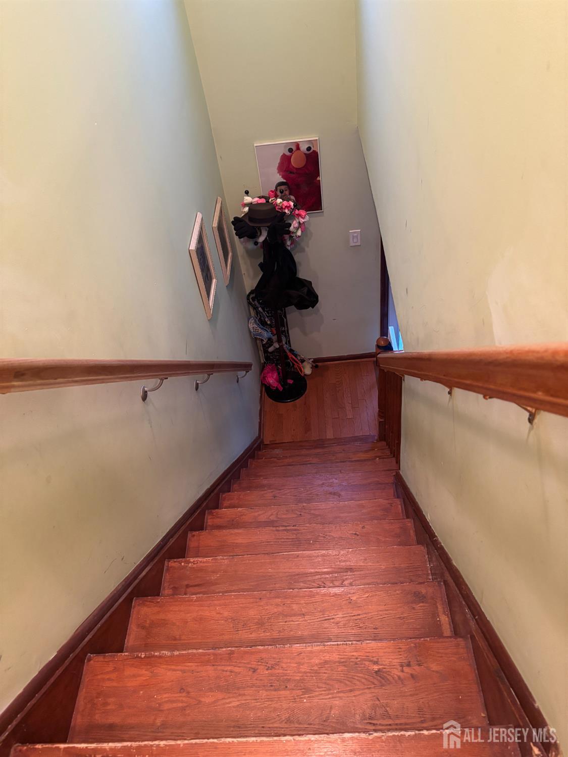 105 Howard Avenue Edison, NJ 08837 - Photo 22 of 39