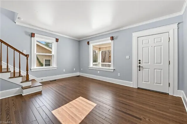 $595 | 1402 West Market Street, Greensboro, NC 27403