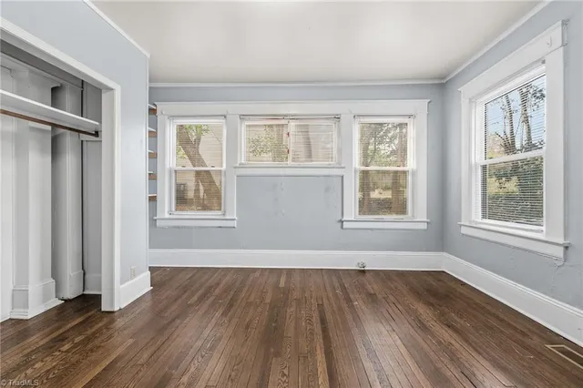 $595 | 1402 West Market Street, Greensboro, NC 27403