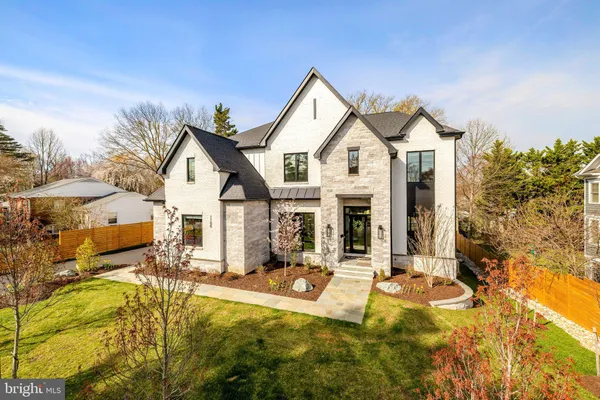$3,295,000 | 1100 Balls Hill Road, McLean, VA 22101