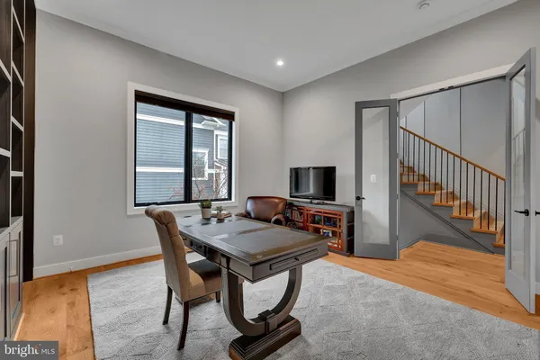 $3,295,000 | 1100 Balls Hill Road, McLean, VA 22101