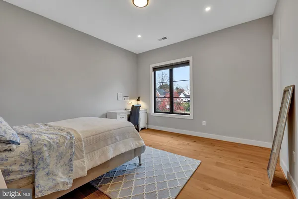 $3,295,000 | 1100 Balls Hill Road, McLean, VA 22101