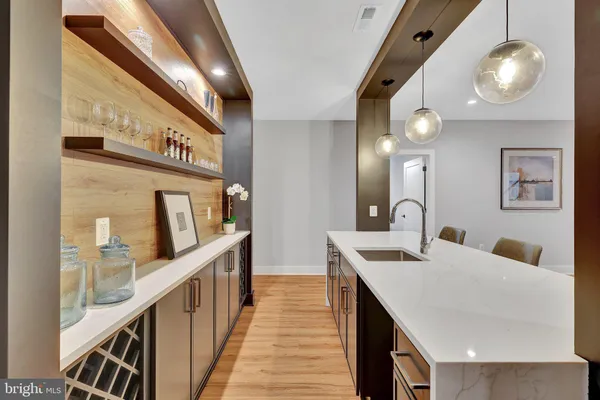 $3,295,000 | 1100 Balls Hill Road, McLean, VA 22101