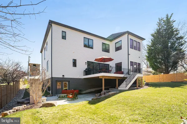 $3,295,000 | 1100 Balls Hill Road, McLean, VA 22101