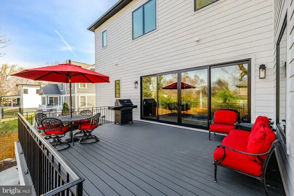 $3,295,000 | 1100 Balls Hill Road, McLean, VA 22101