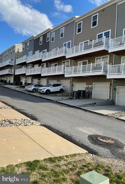 2709 Pinebrook Road, Unit 405 Landover, MD 20785 - Photo 13 of 56