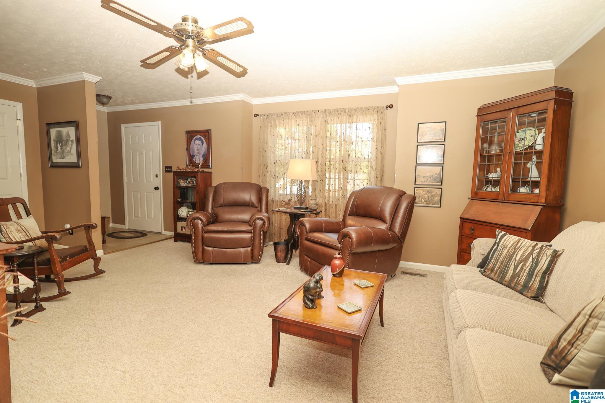 6004 Autumn Trail Anniston, AL 36206 - Photo 4 of 33