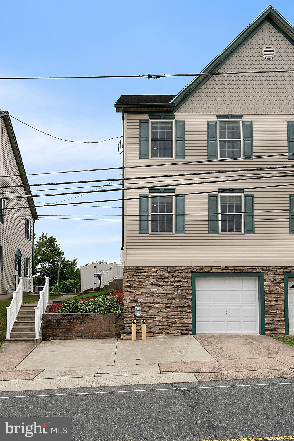 8809 Ashton Road Philadelphia, PA 19136 - Photo 2 of 37 Gallery Image 2