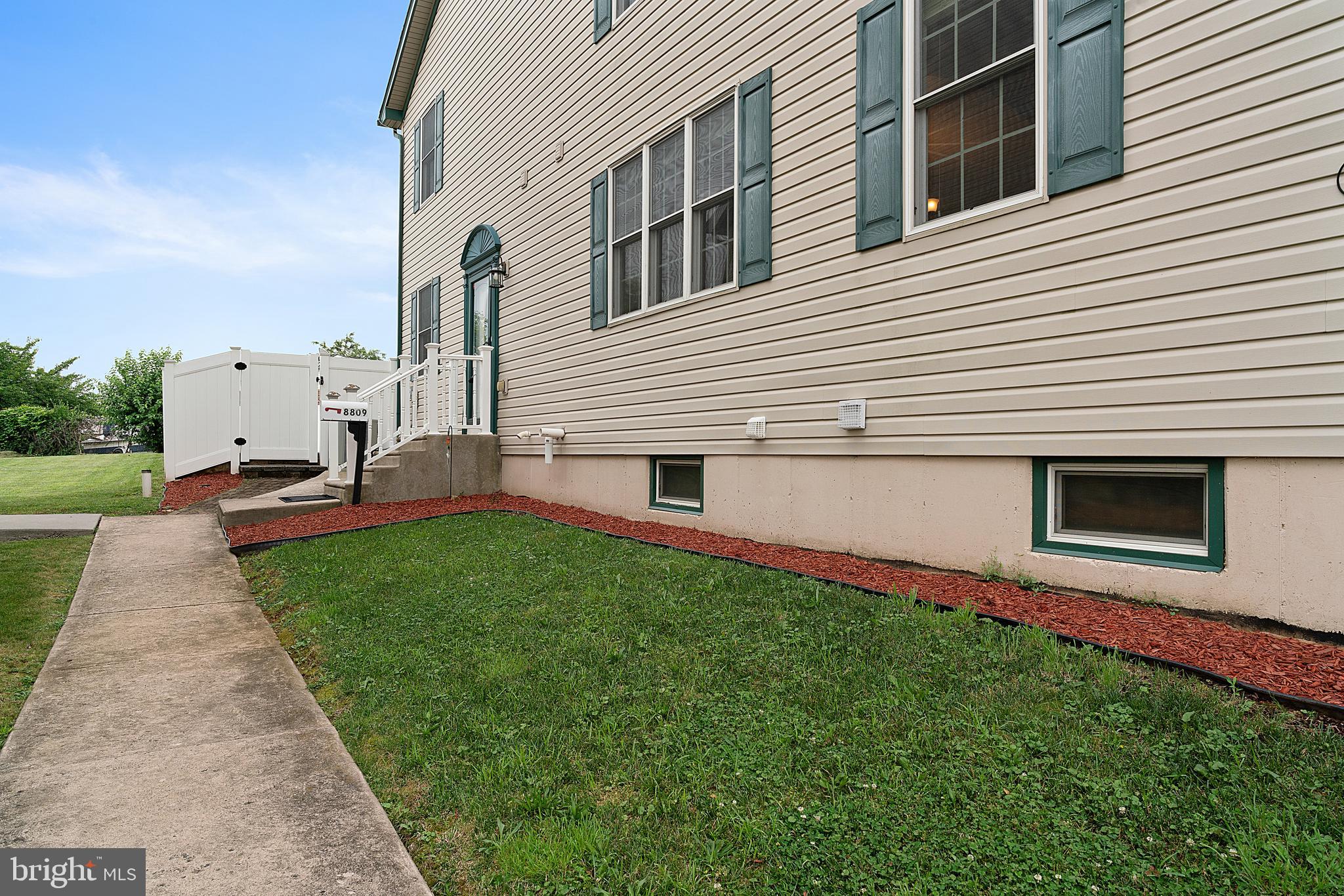 8809 Ashton Road Philadelphia, PA 19136 - Photo 4 of 37 Gallery Image 4