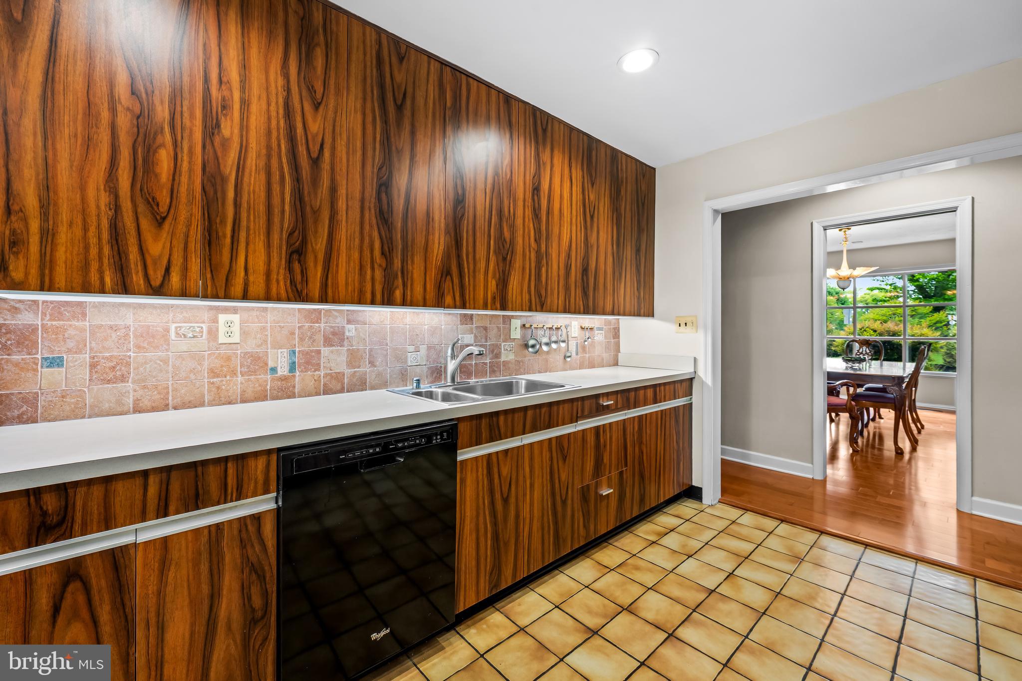 7917 Stevenson Road Pikesville, MD 21208 - Photo 12 of 51 Tons of Cabinetry