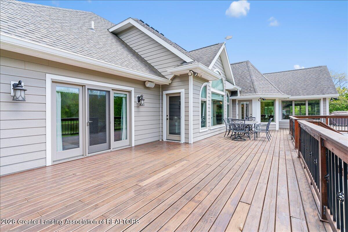 410 West Spring Meadows Lane Dewitt, MI 48820 - Photo 81 of 89 073-Media Jett - 33