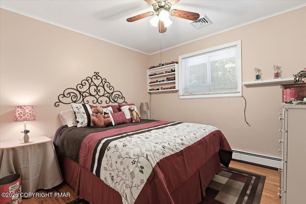 8188 Oak Ridge Lane Cresco, PA 18326 - Photo 27 of 52 34-025_DSC_2213